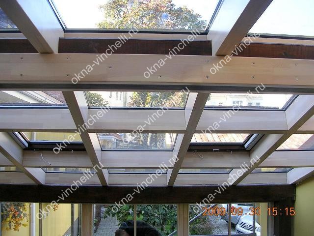 Светопрозрачные крыши из деревянных окон из лиственницы