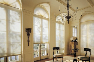 Арочные окна – элегантное украшение интерьера